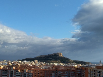El Castell de la Santa Bàrbara, Alicante