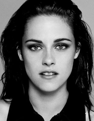 Photograph of Kristen Stewart